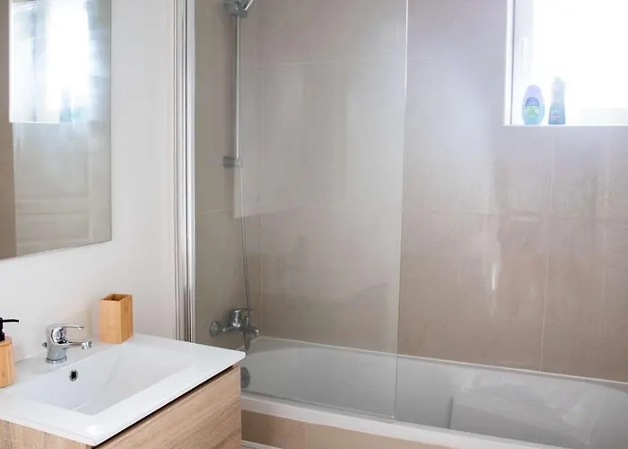 Hébergement de vacances Les Bleuets - Proche Circuit - Jardin - 4p